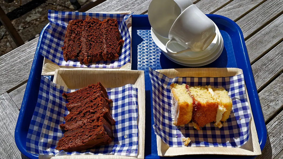 The Cakes and Bakes Original – cake shop in Barking, London